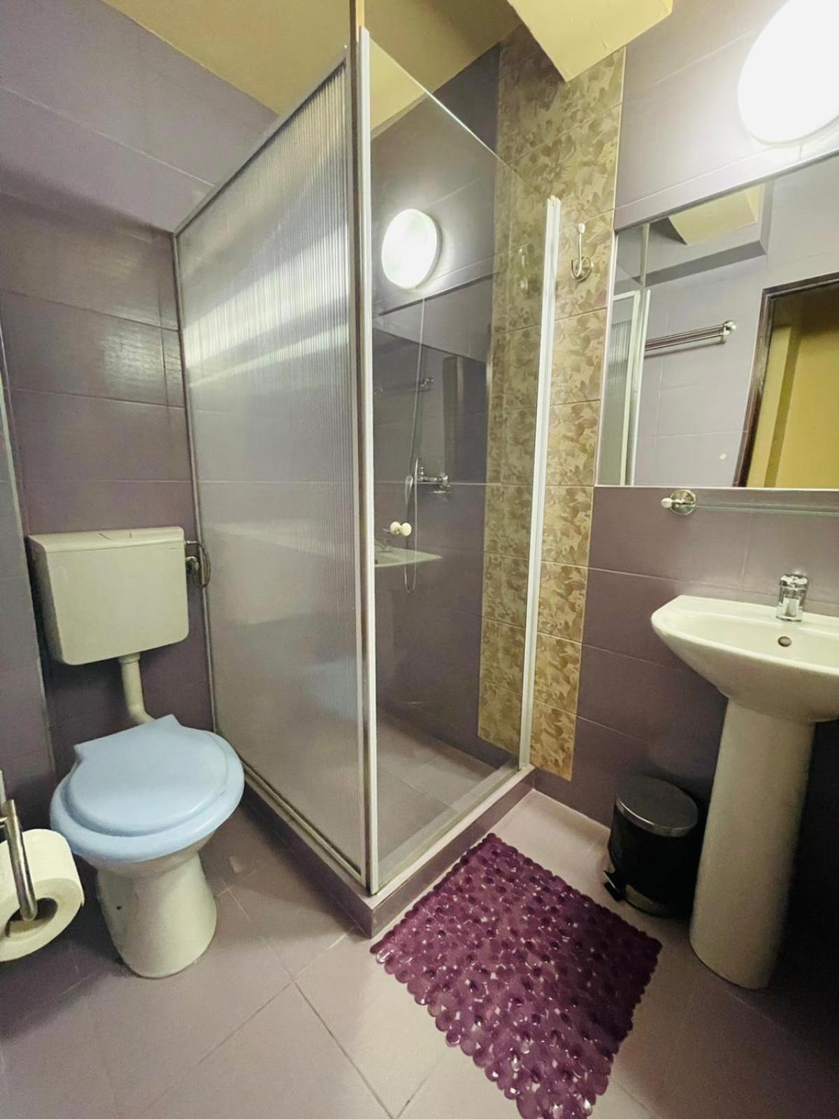 Pensiunea Texas Self Check-In Cluj-Napoca Bilik gambar