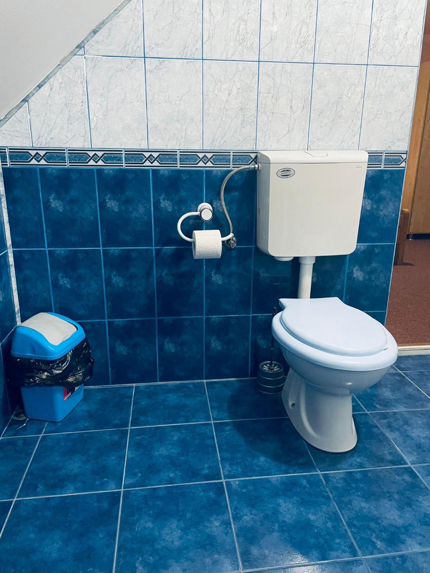 Pensiunea Texas Self Check-In Cluj-Napoca Bilik gambar
